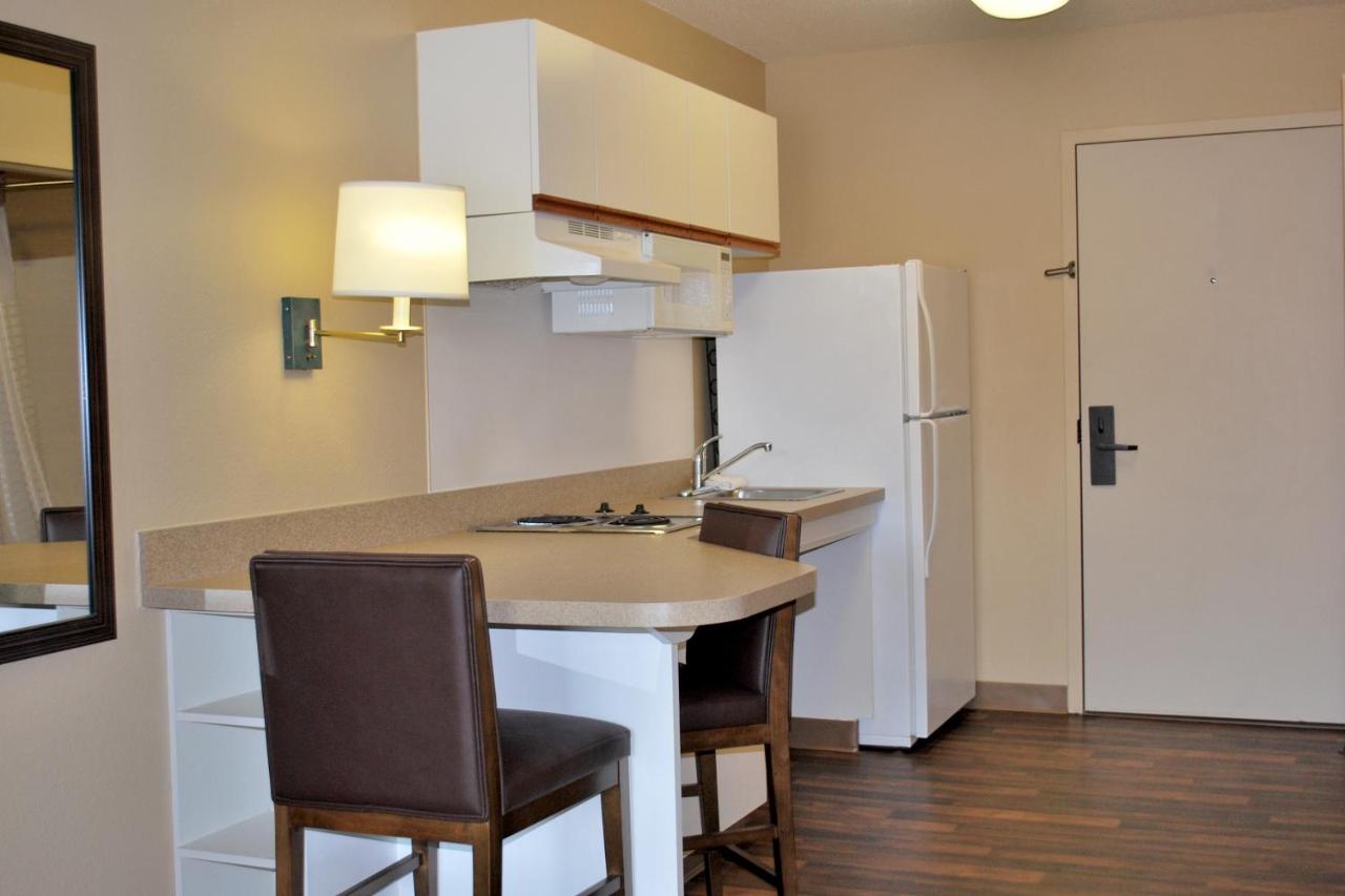 Extended Stay America Chicago Lombard Oak Brook