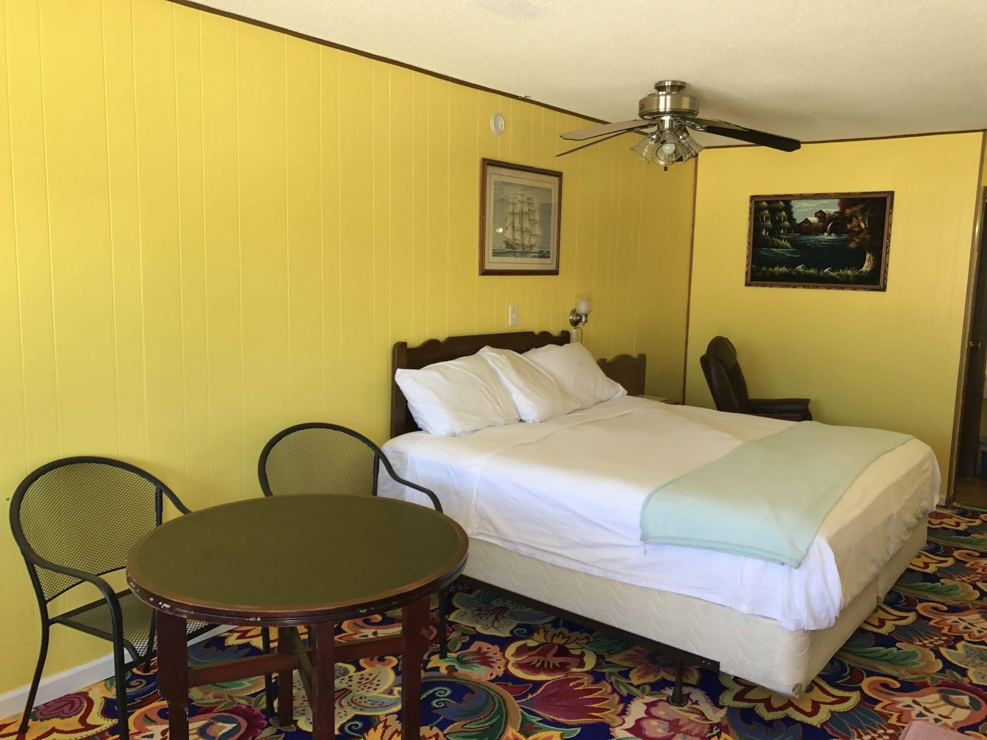 Heritage Inn Mahomet