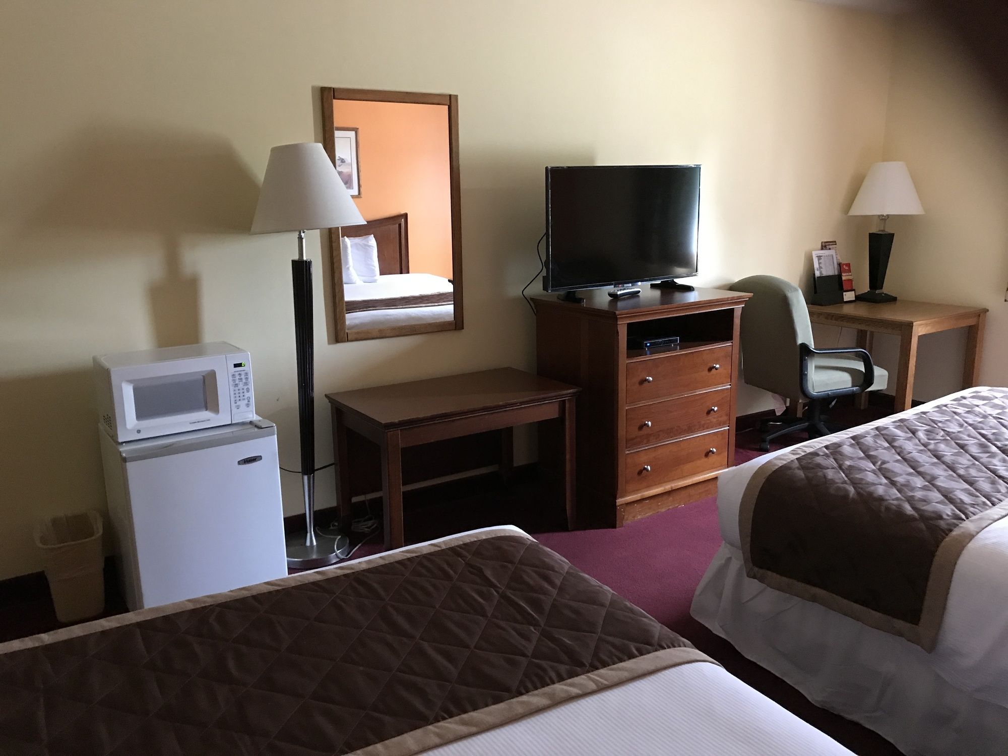 Laketree Inn And Suites Marion