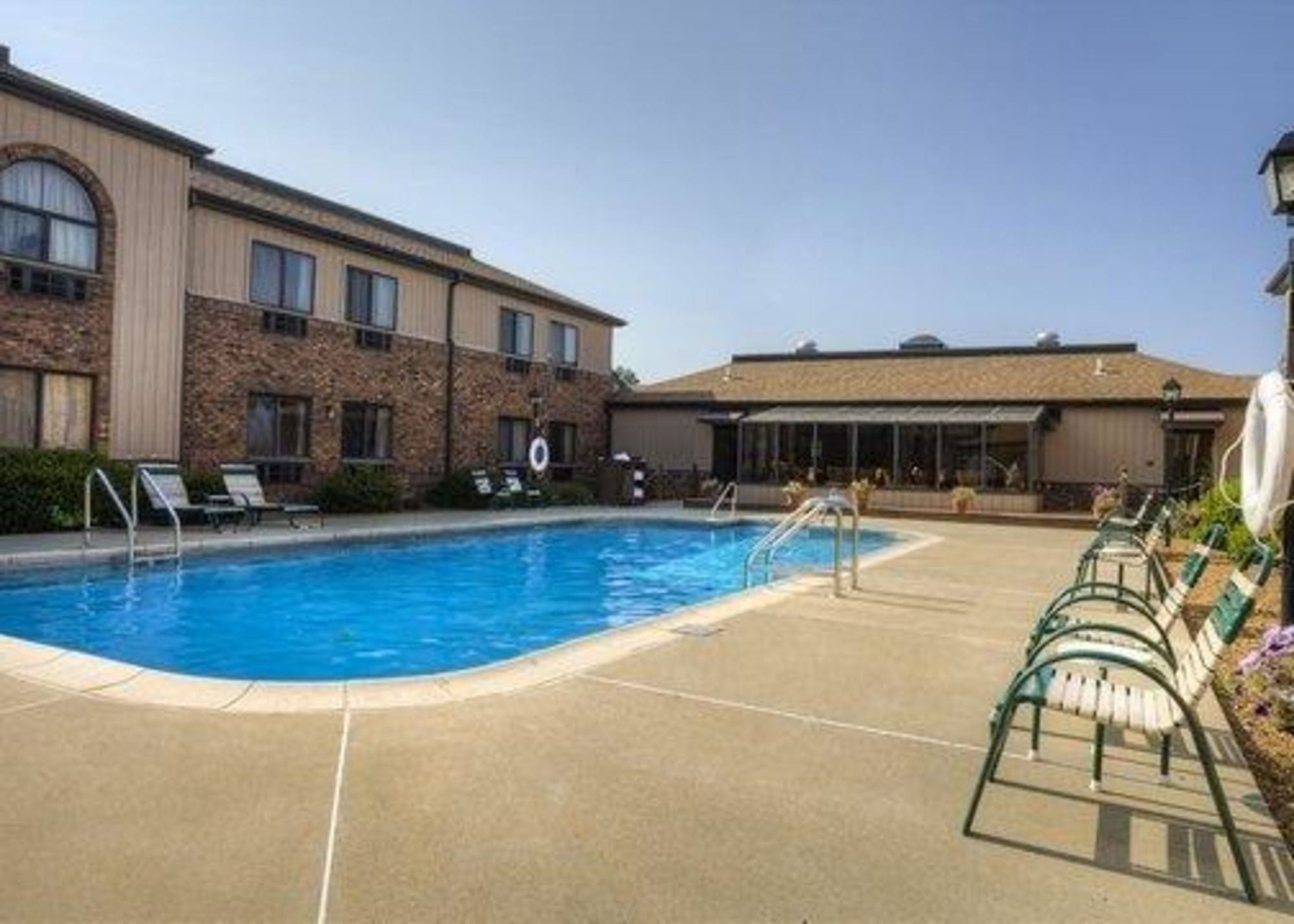 Quality Inn & Suites