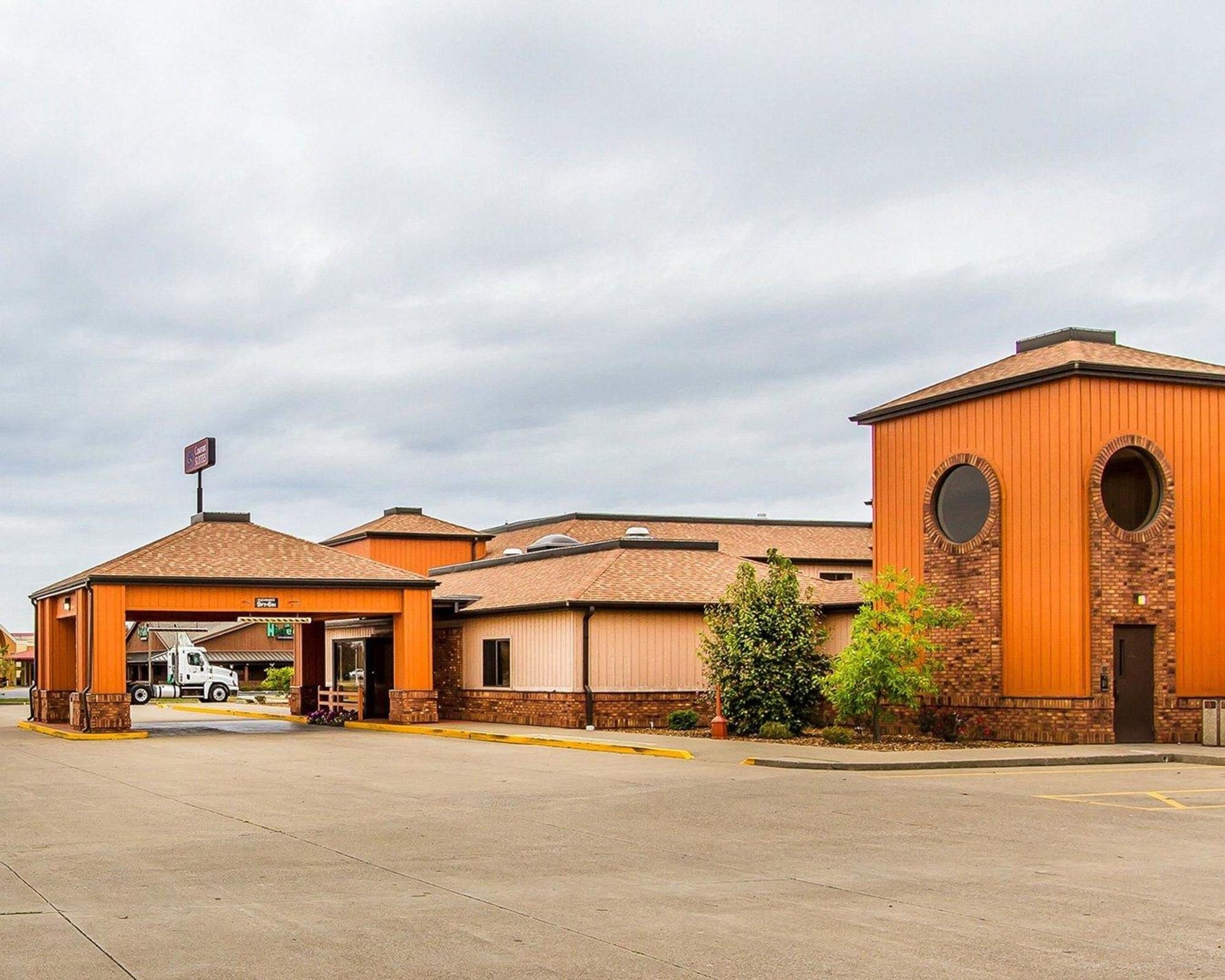Quality Inn & Suites