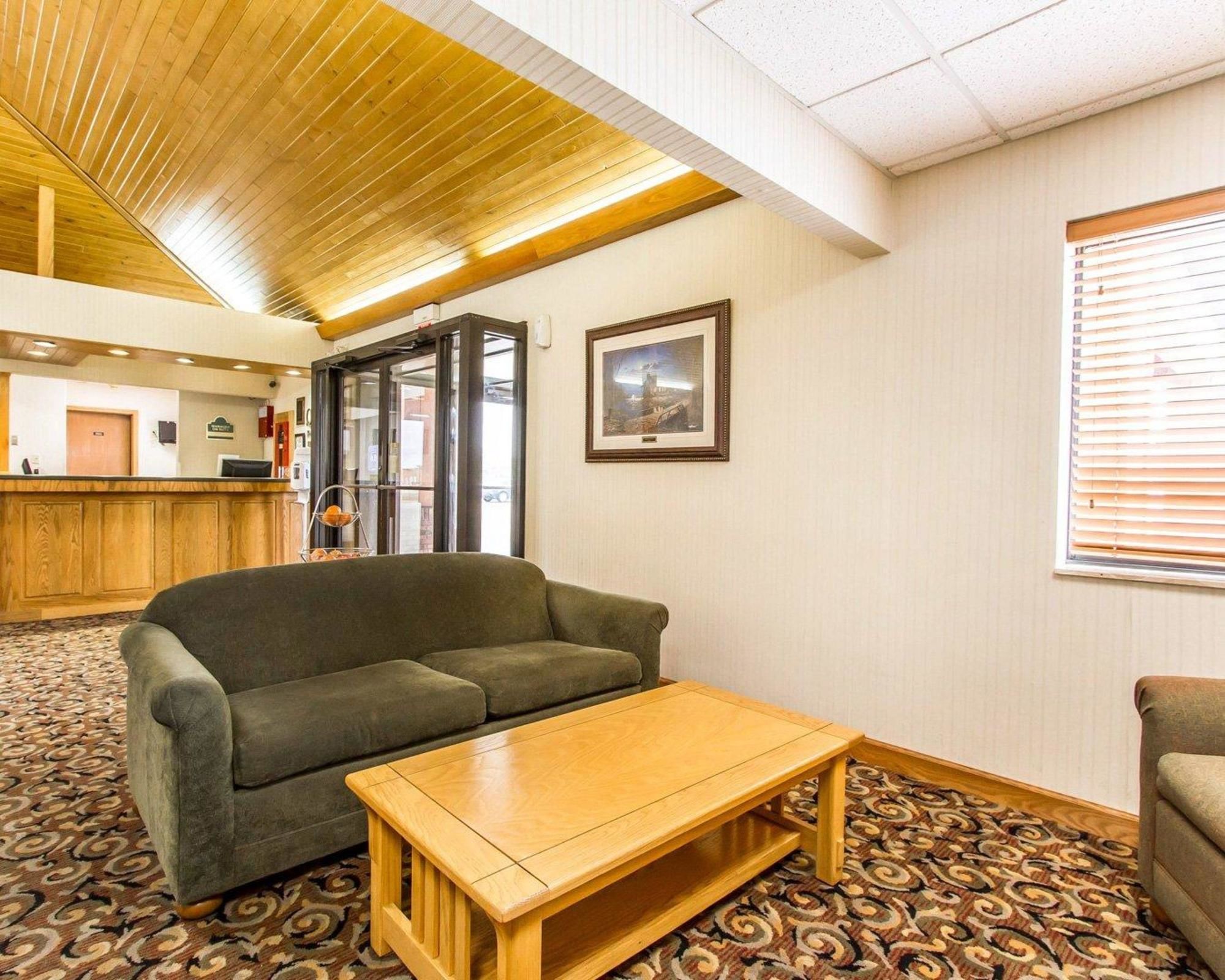 Quality Inn & Suites