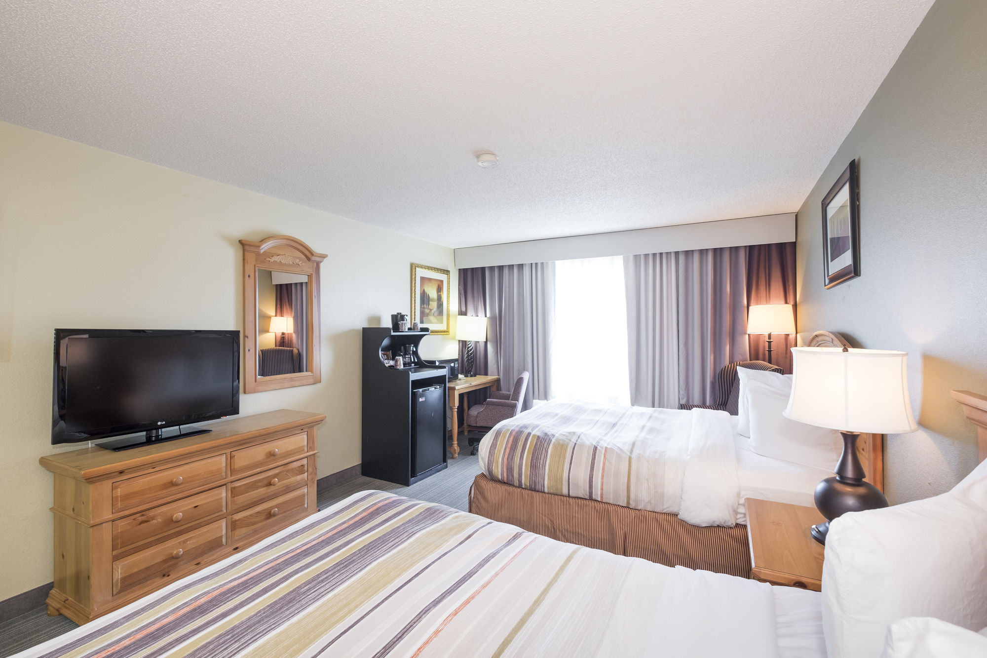 Holiday Inn Express & Suites Chicago - Matteson