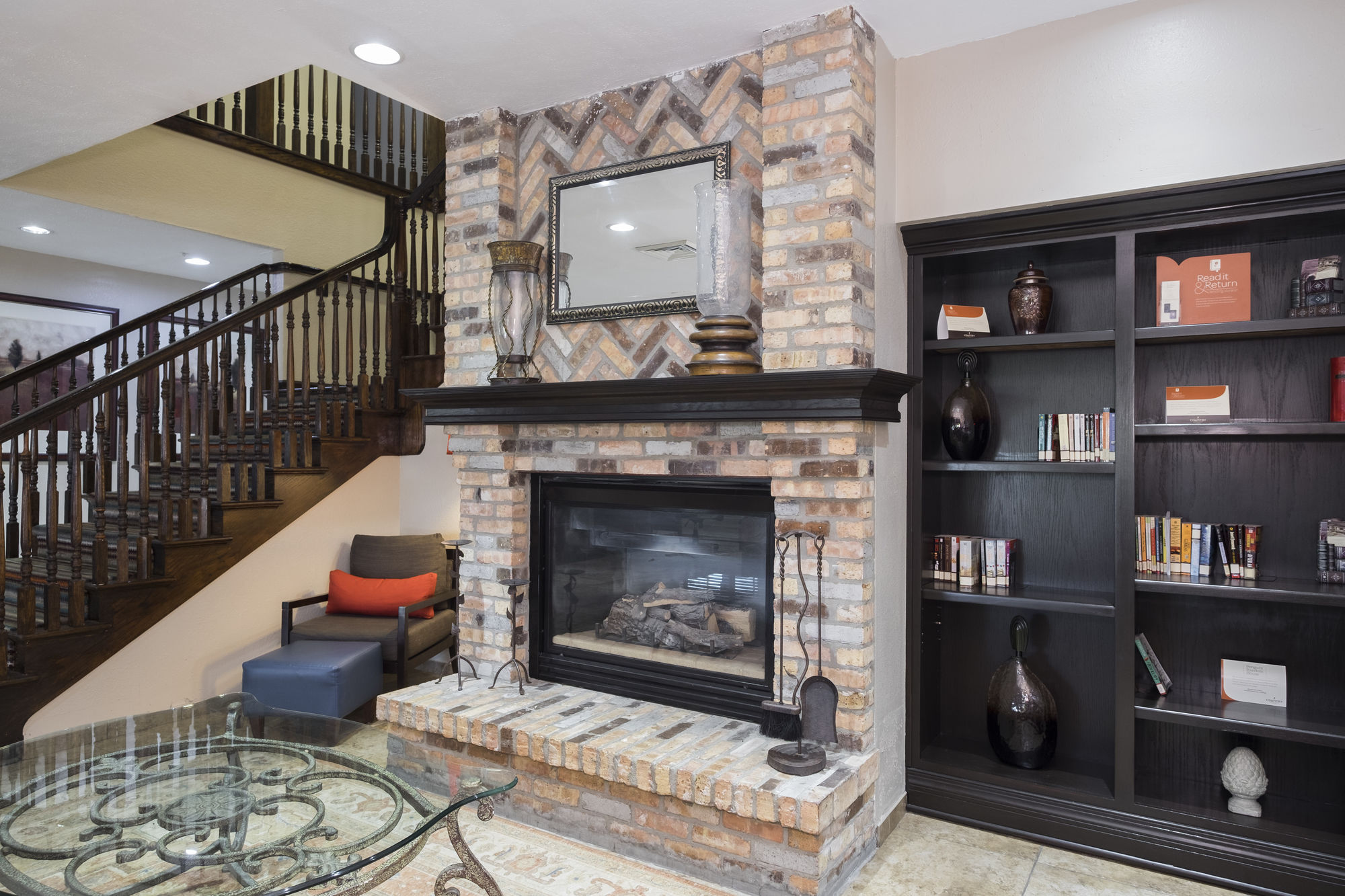 Holiday Inn Express & Suites Chicago - Matteson