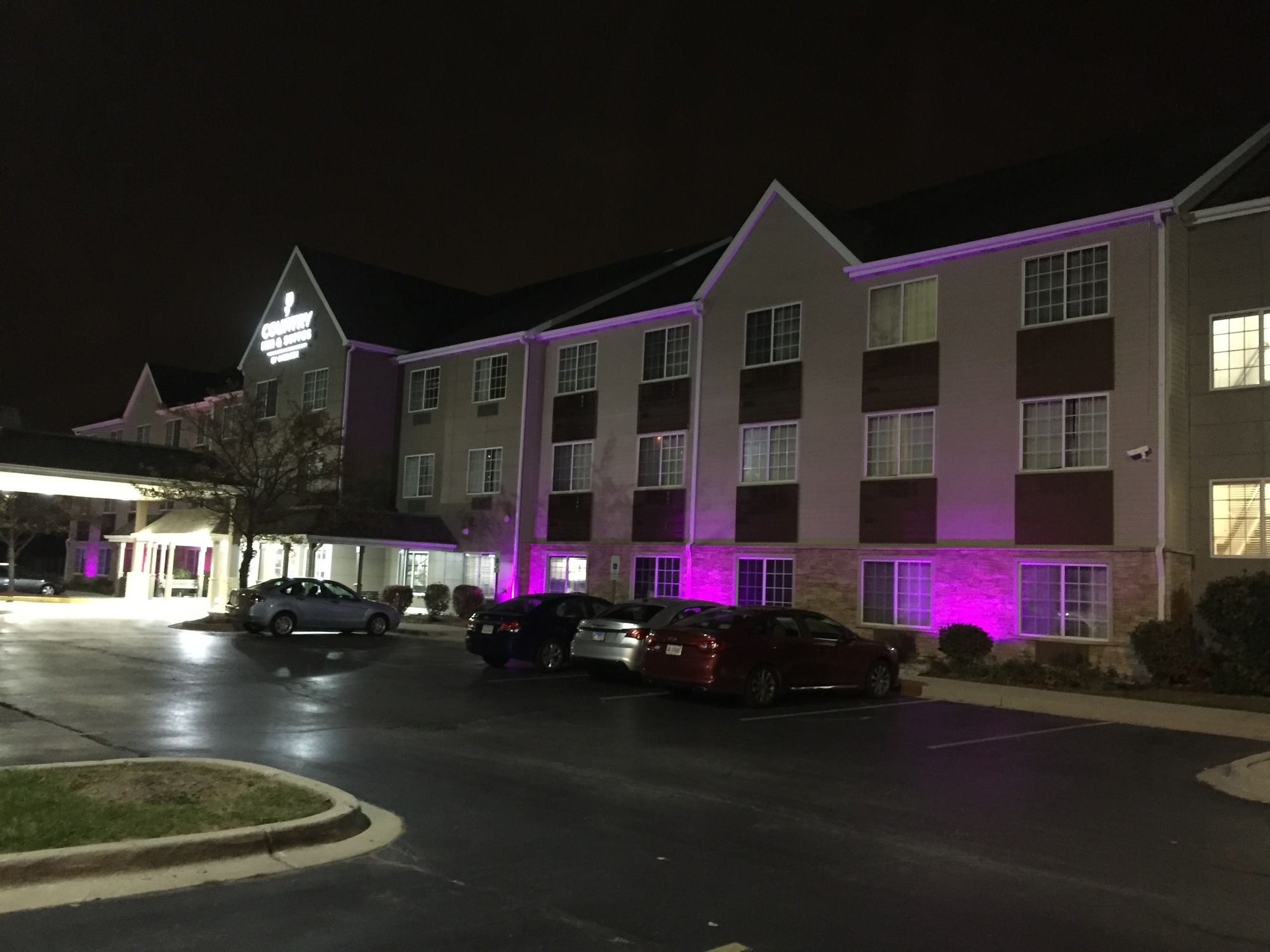 Holiday Inn Express & Suites Chicago - Matteson