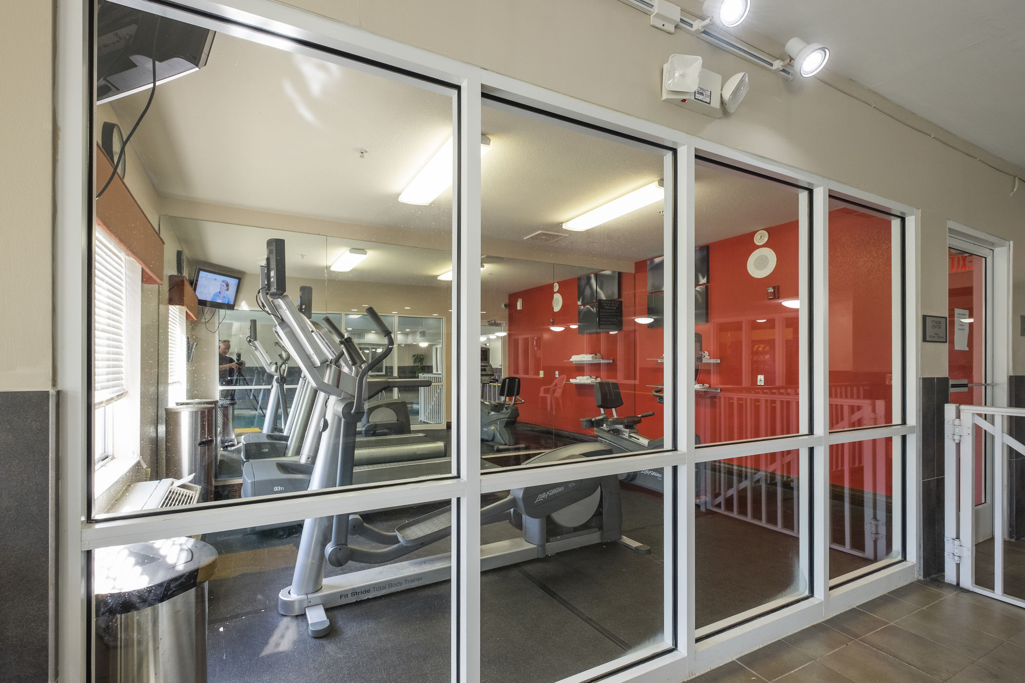 Holiday Inn Express & Suites Chicago - Matteson