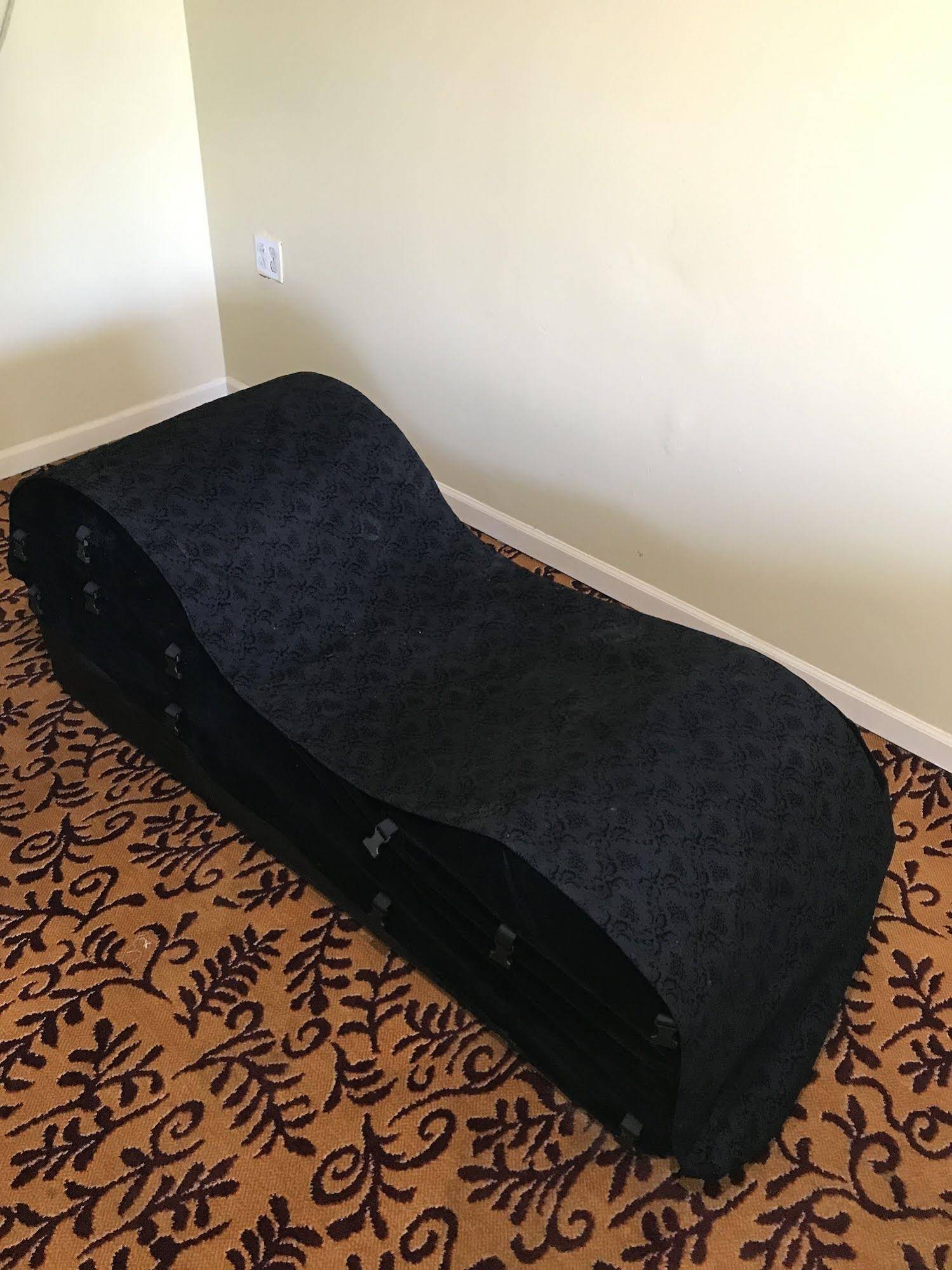 Presidential Inn & Suites