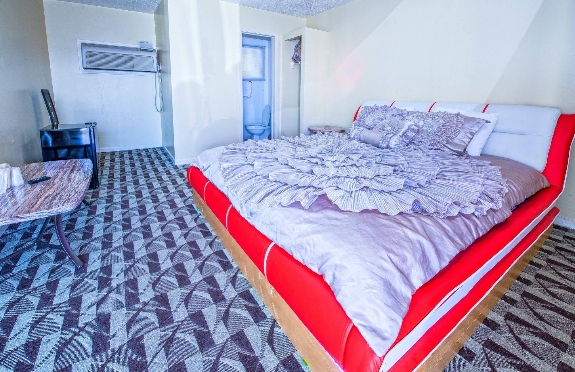 Presidential Inn & Suites