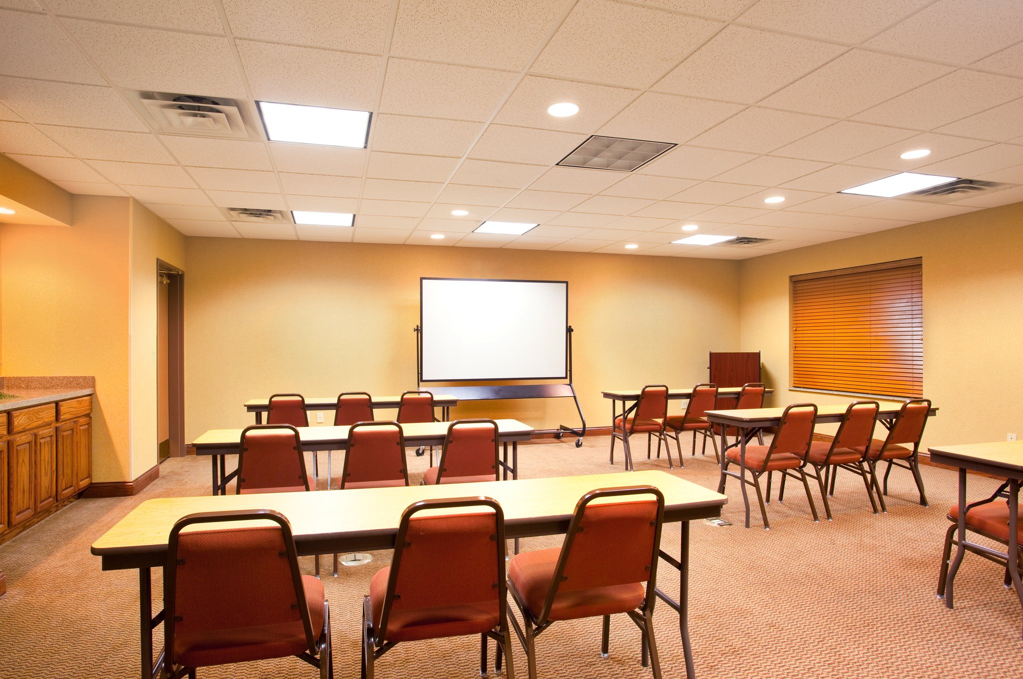 Holiday Inn Express & Suites Mattoon
