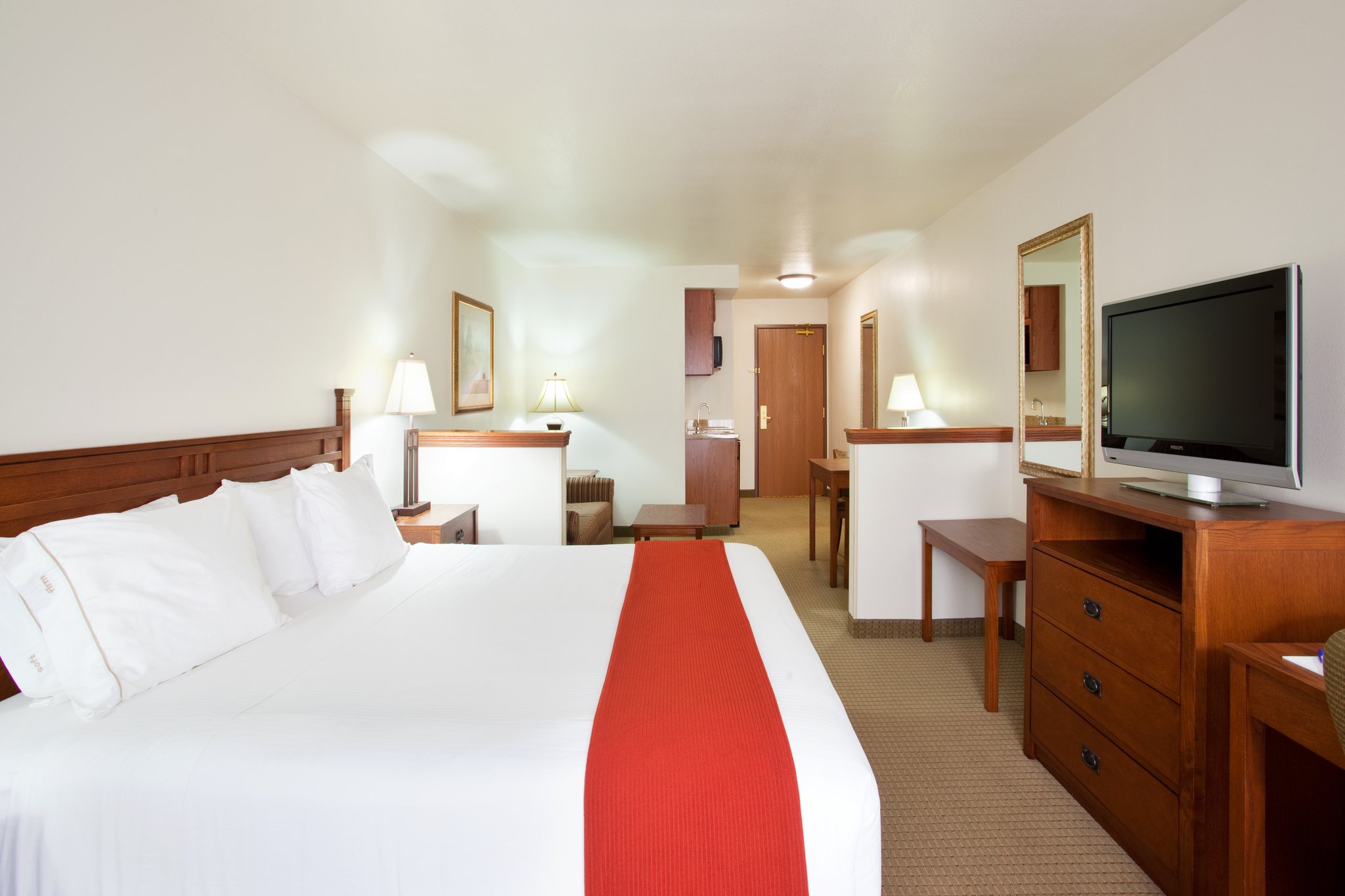 Holiday Inn Express & Suites Mattoon