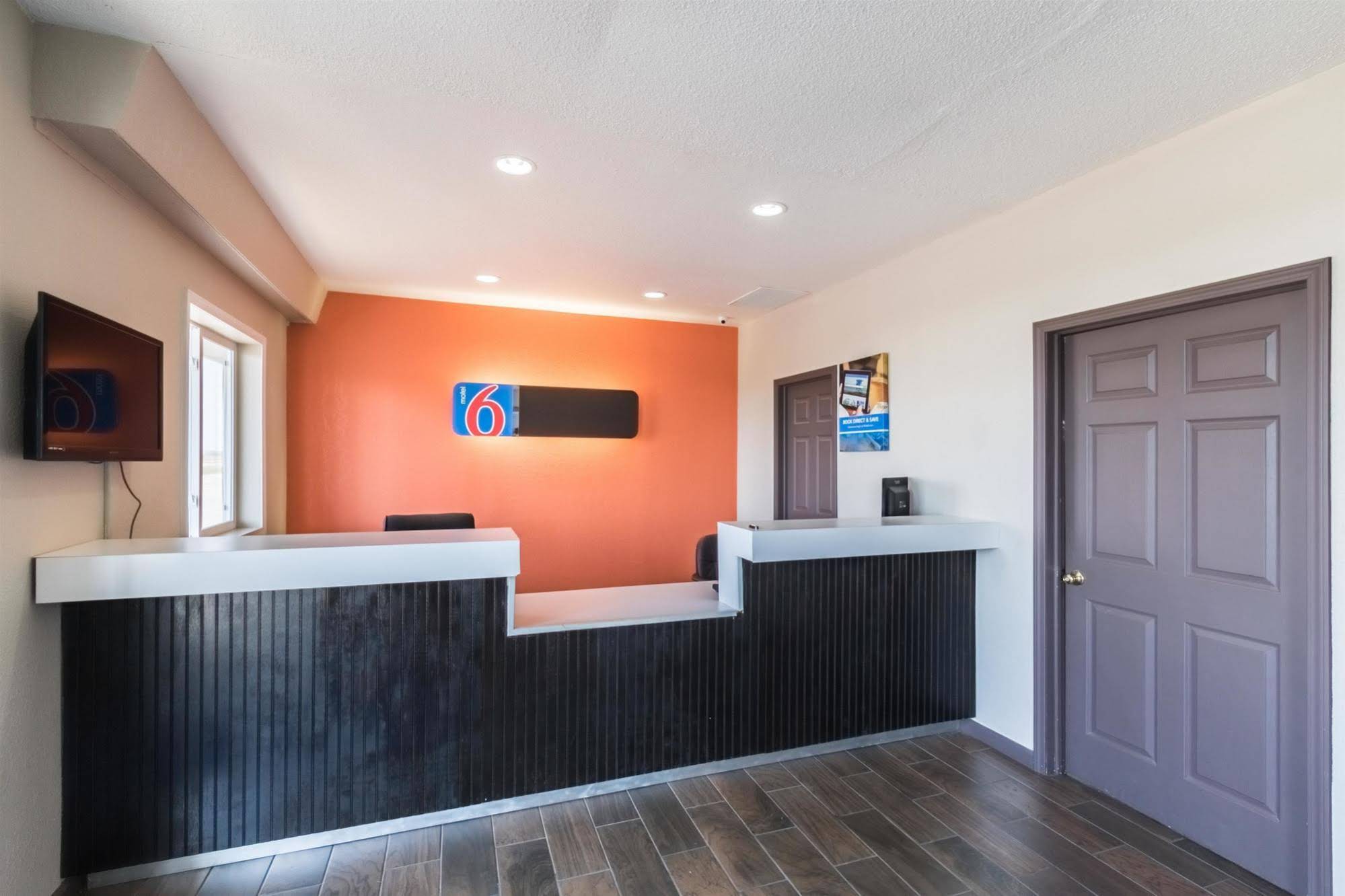Motel 6 Mattoon Il