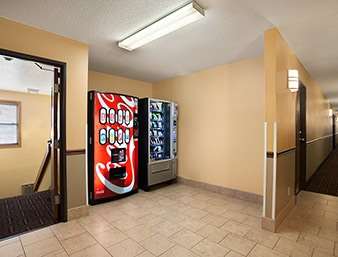Super 8 by Wyndham Mattoon