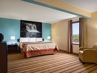 Super 8 by Wyndham Mattoon