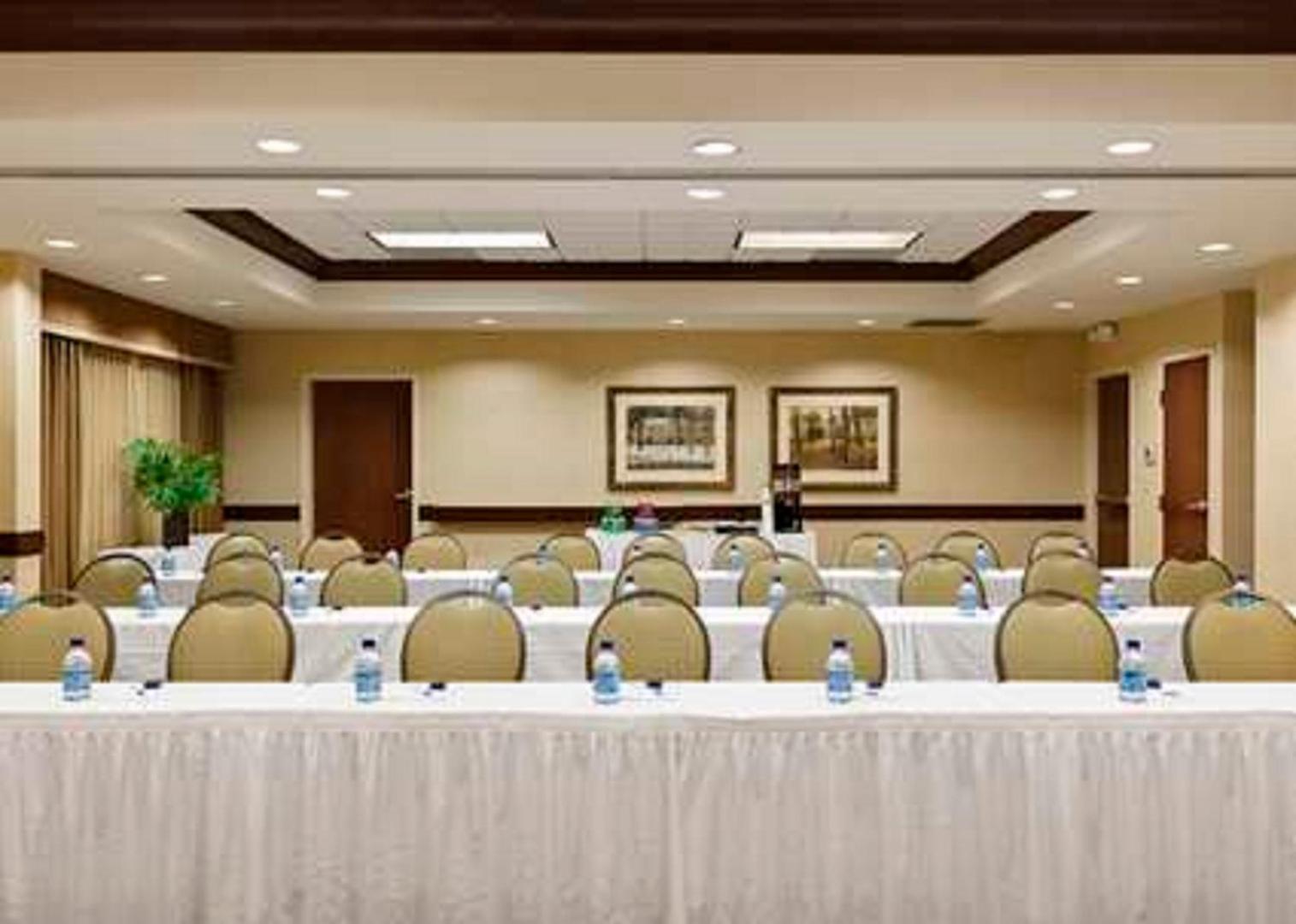 Hampton Inn McHenry