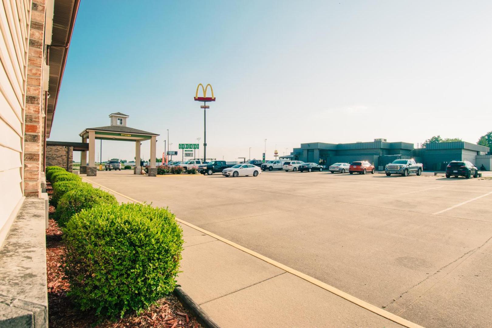 Super 8 by Wyndham McLean/Bloomington SW