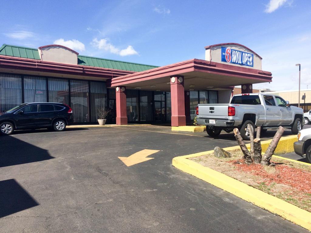 FairBridge Inn Express Melrose Park