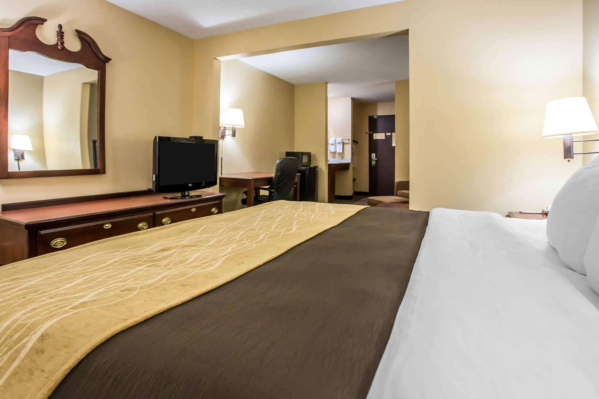 Quality Inn & Suites Mendota Near I-39