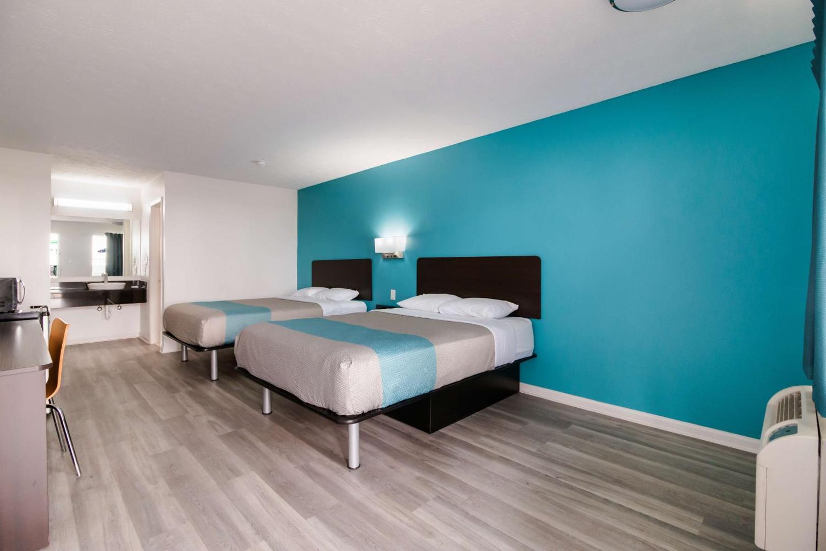 Motel 6 Metropolis, IL