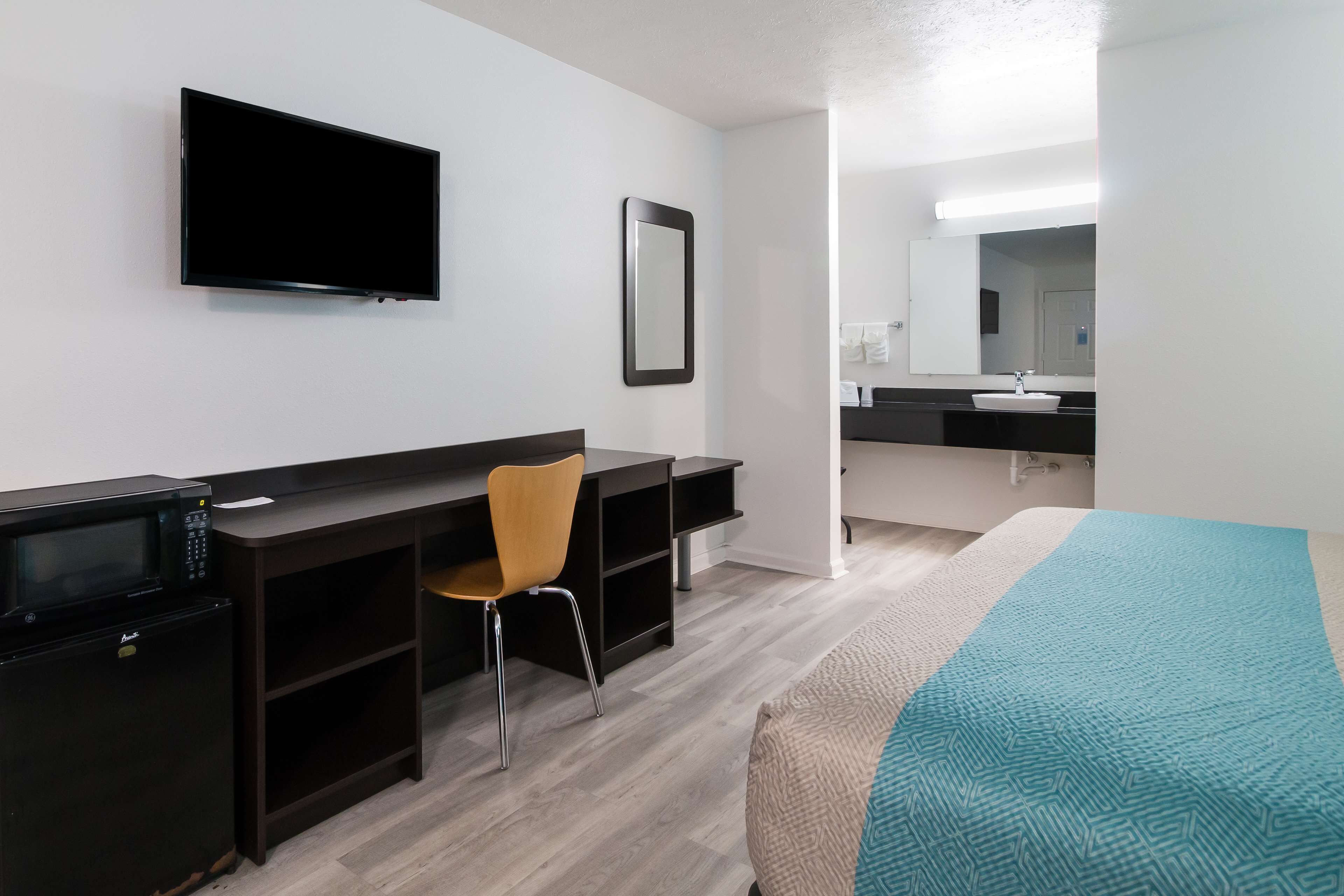 Motel 6 Metropolis, IL