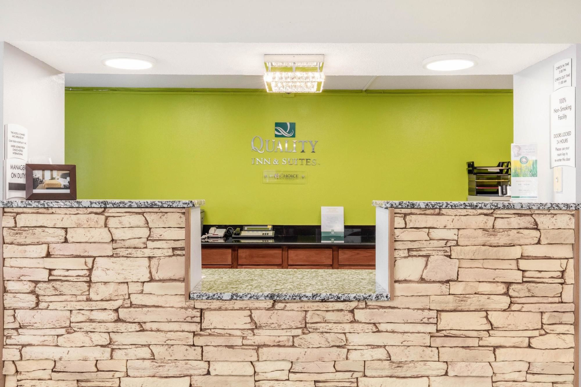 Quality Inn & Suites
