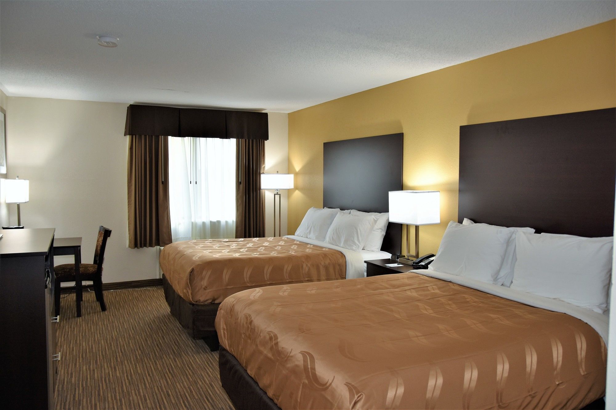 Quality Inn & Suites