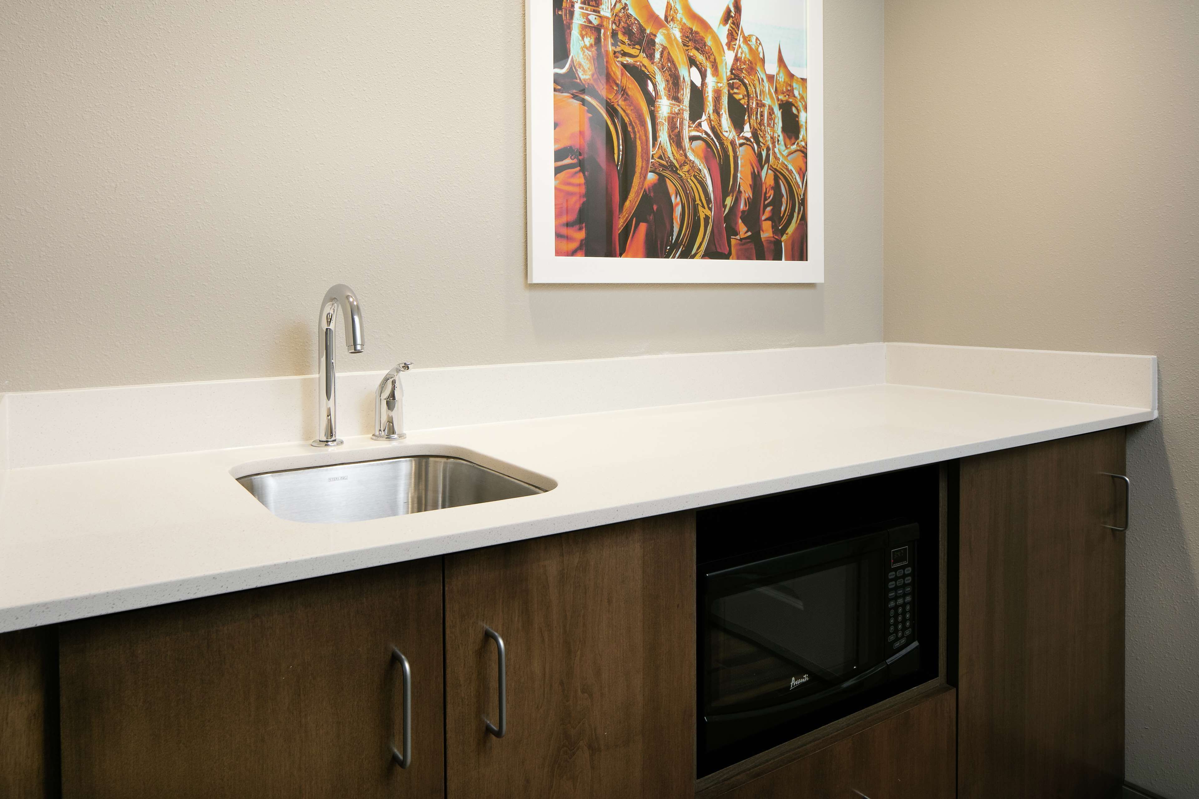 Hampton Inn & Suites Minooka