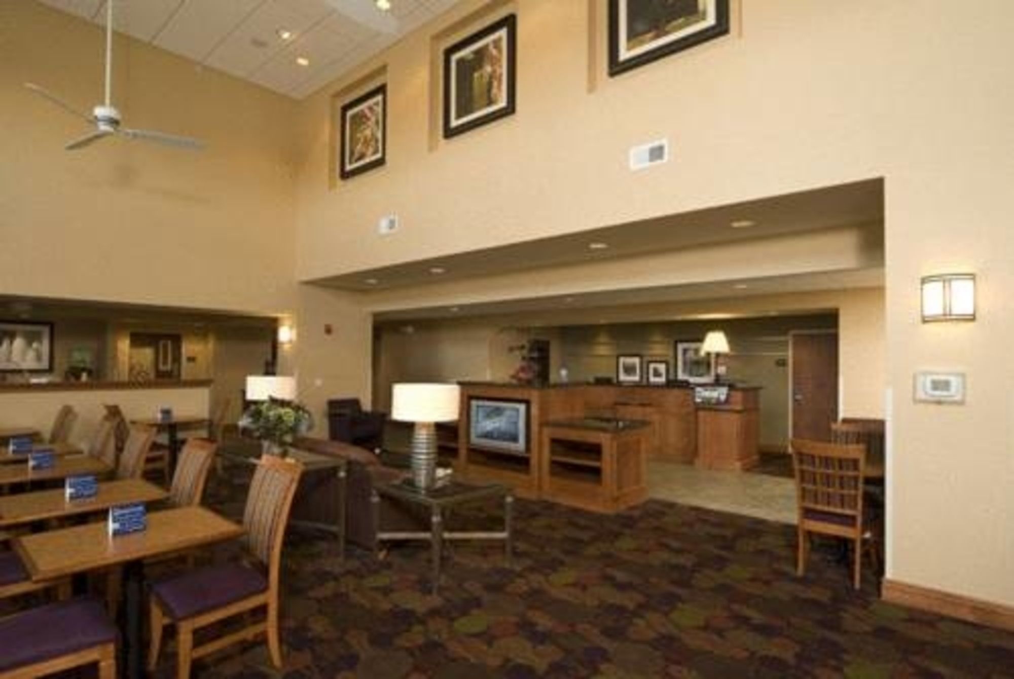 Hampton Inn & Suites Moline-Quad City Int'l Aprt
