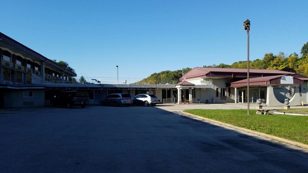 Americas Best Value Inn Moline