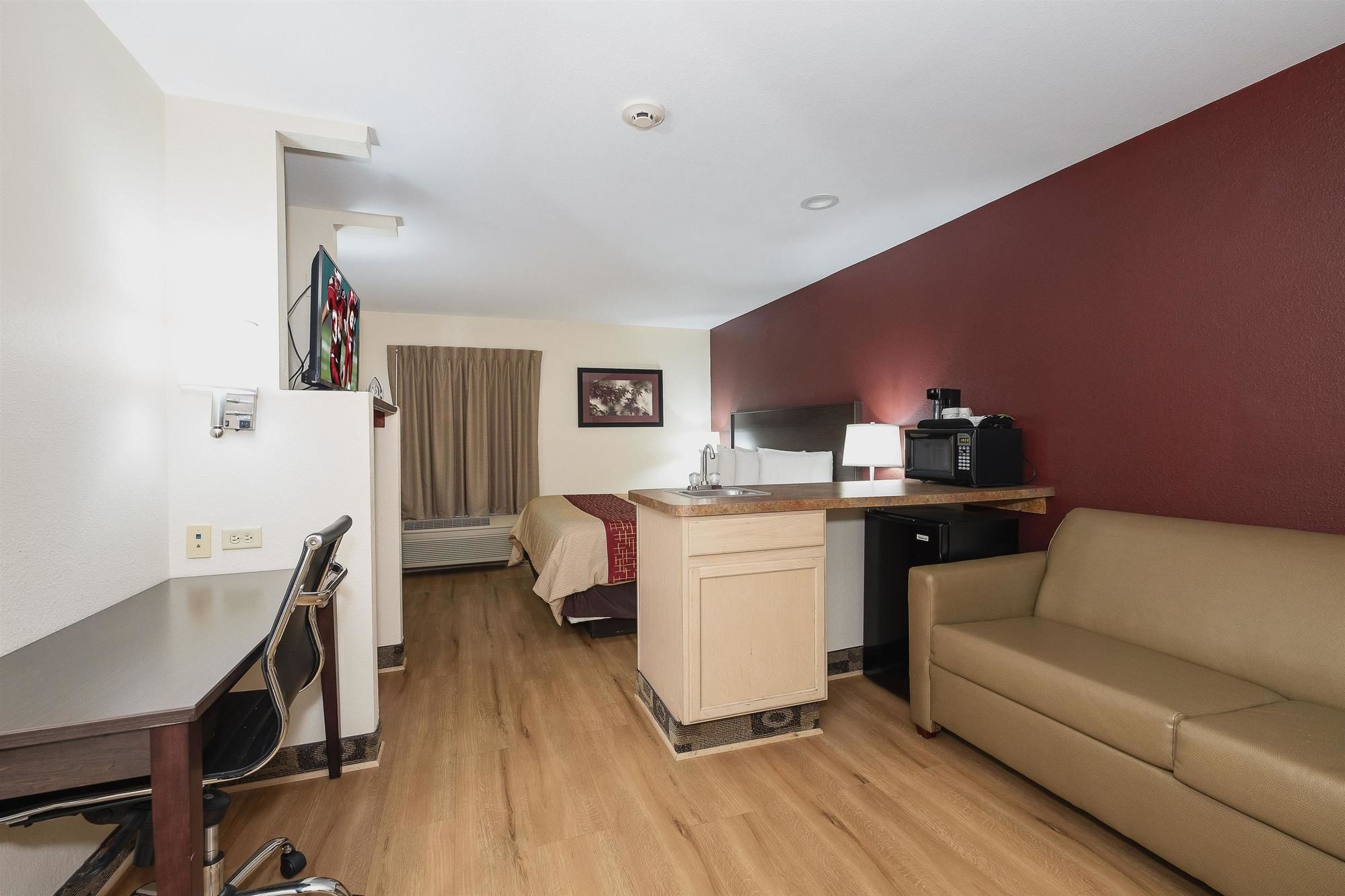 Red Roof Inn & Suites Monee