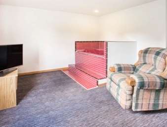 Super 8 by Wyndham Monmouth IL