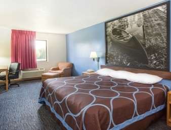 Super 8 by Wyndham Monmouth IL