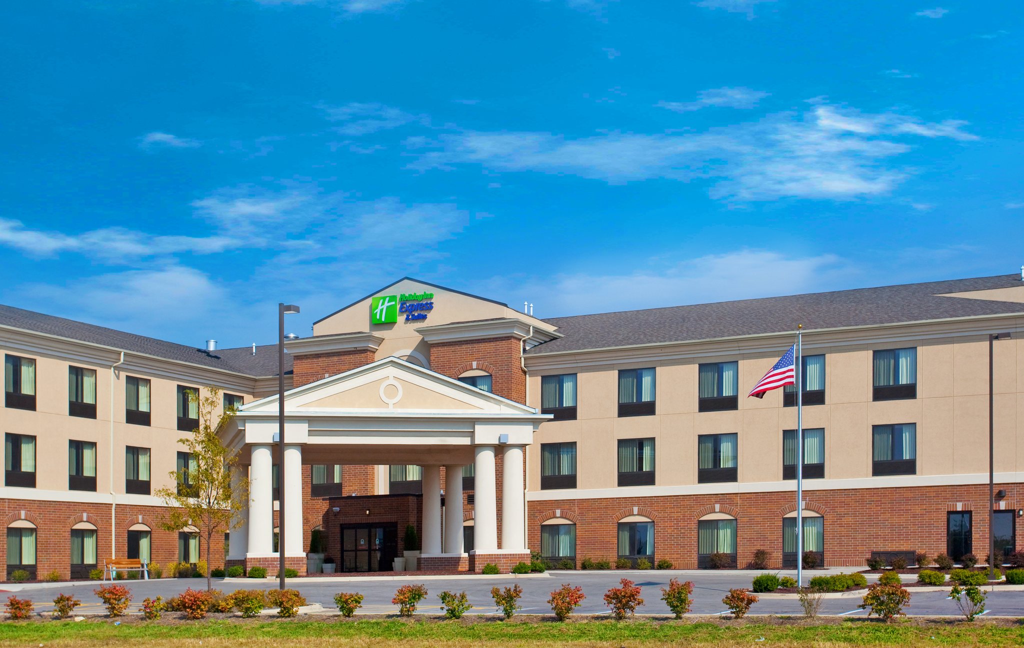 Holiday Inn Express Hotel & Suites Morris