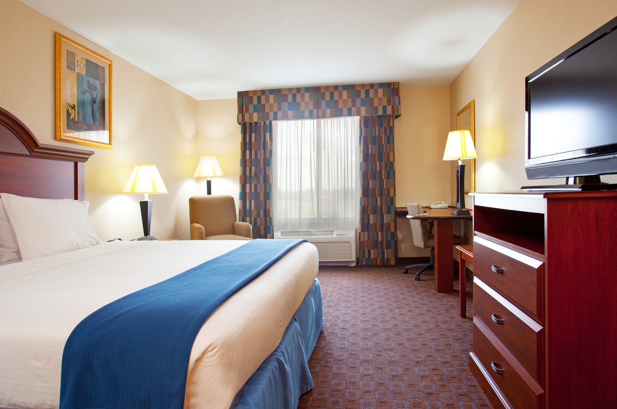 Holiday Inn Express Hotel & Suites Morris