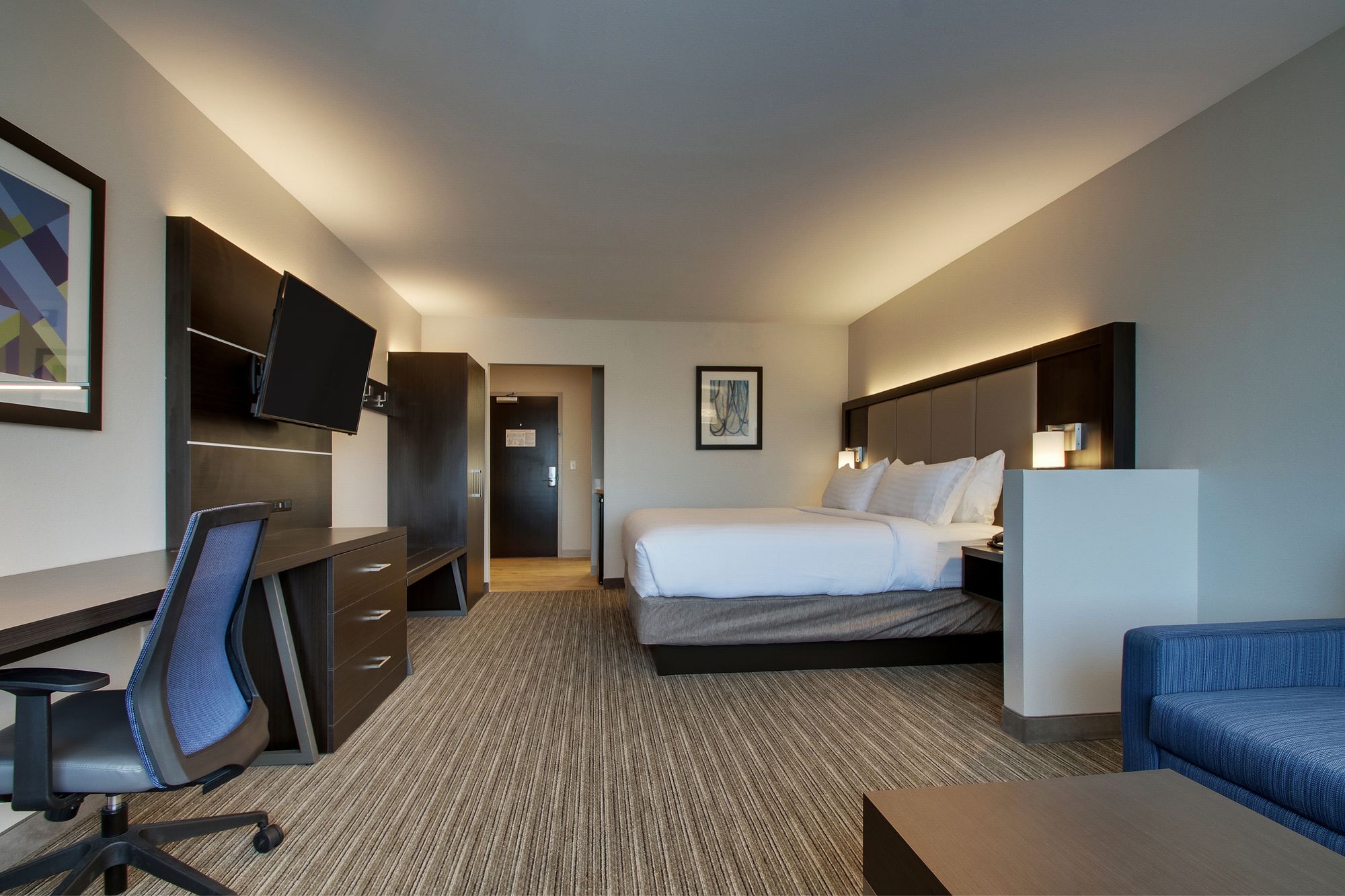 Holiday Inn Express & Suites MOUNT VERNON