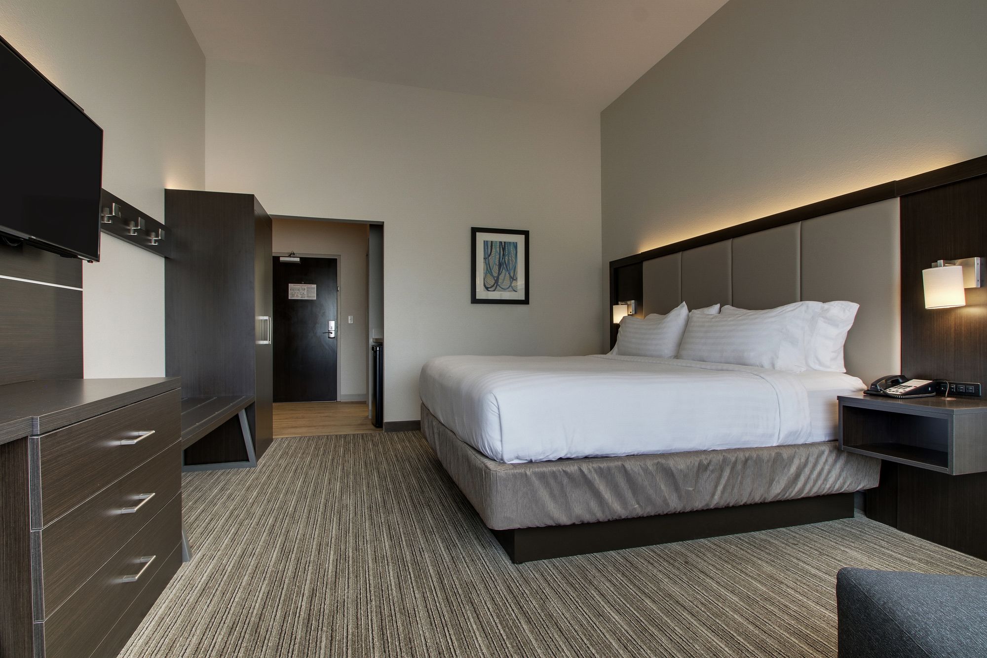 Holiday Inn Express & Suites MOUNT VERNON