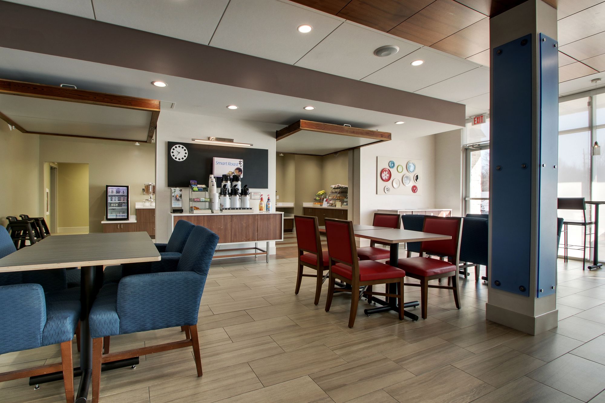 Holiday Inn Express & Suites MOUNT VERNON