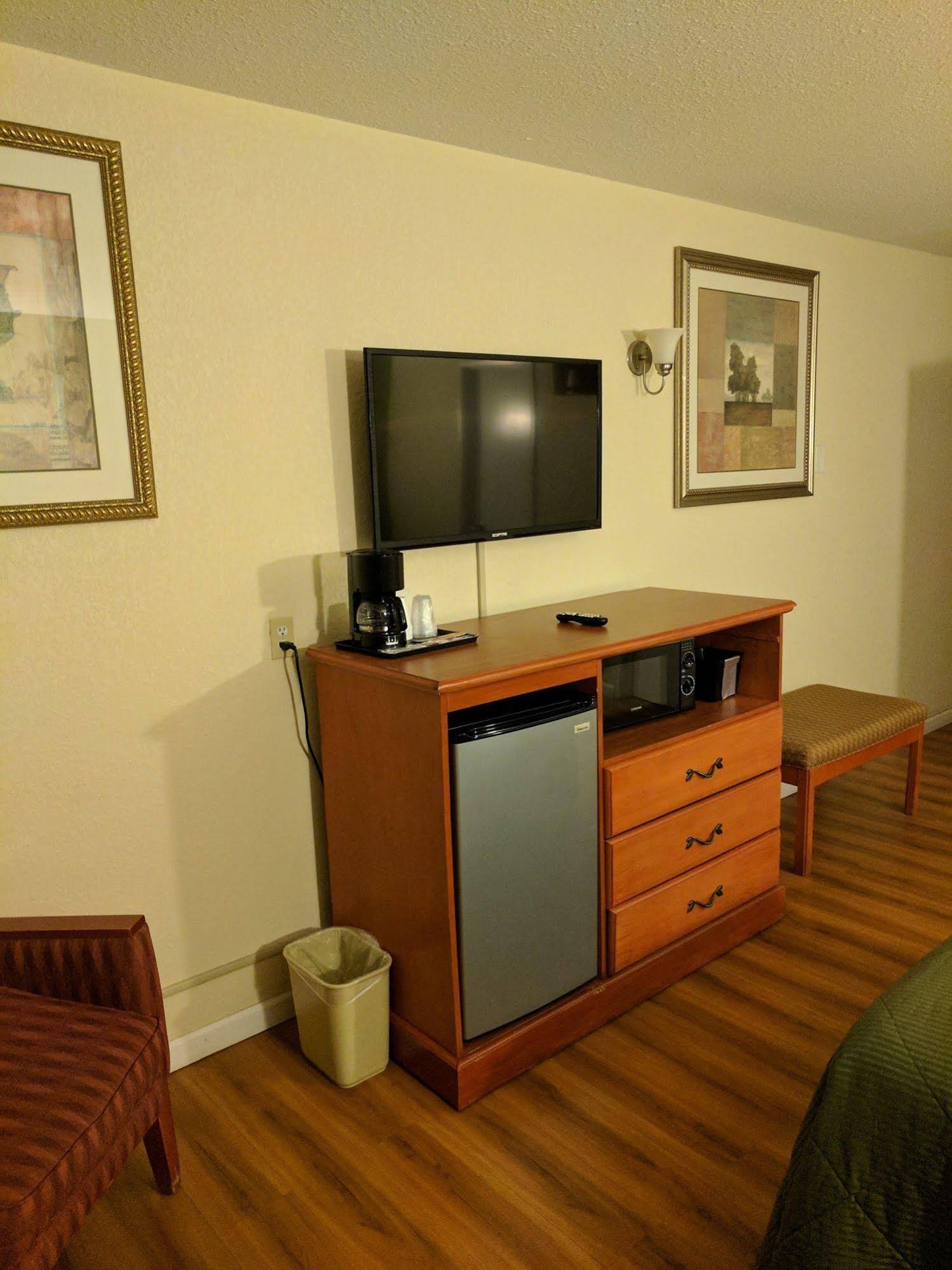 Royal Inn