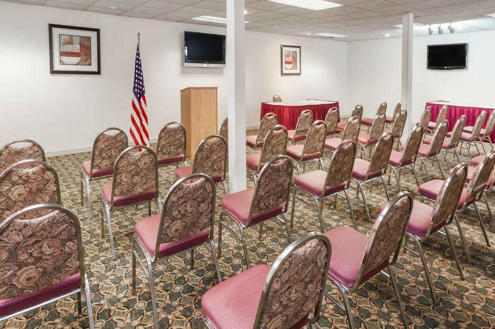 Comfort Inn & Suites Mundelein-Vernon Hills