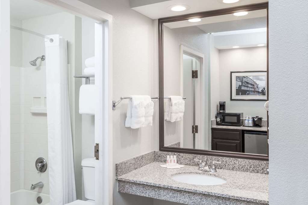 Comfort Inn & Suites Mundelein-Vernon Hills