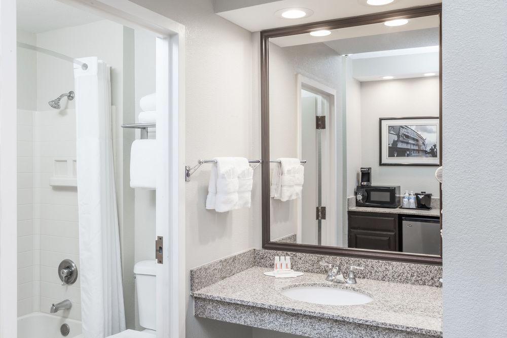 Comfort Inn & Suites Mundelein-Vernon Hills
