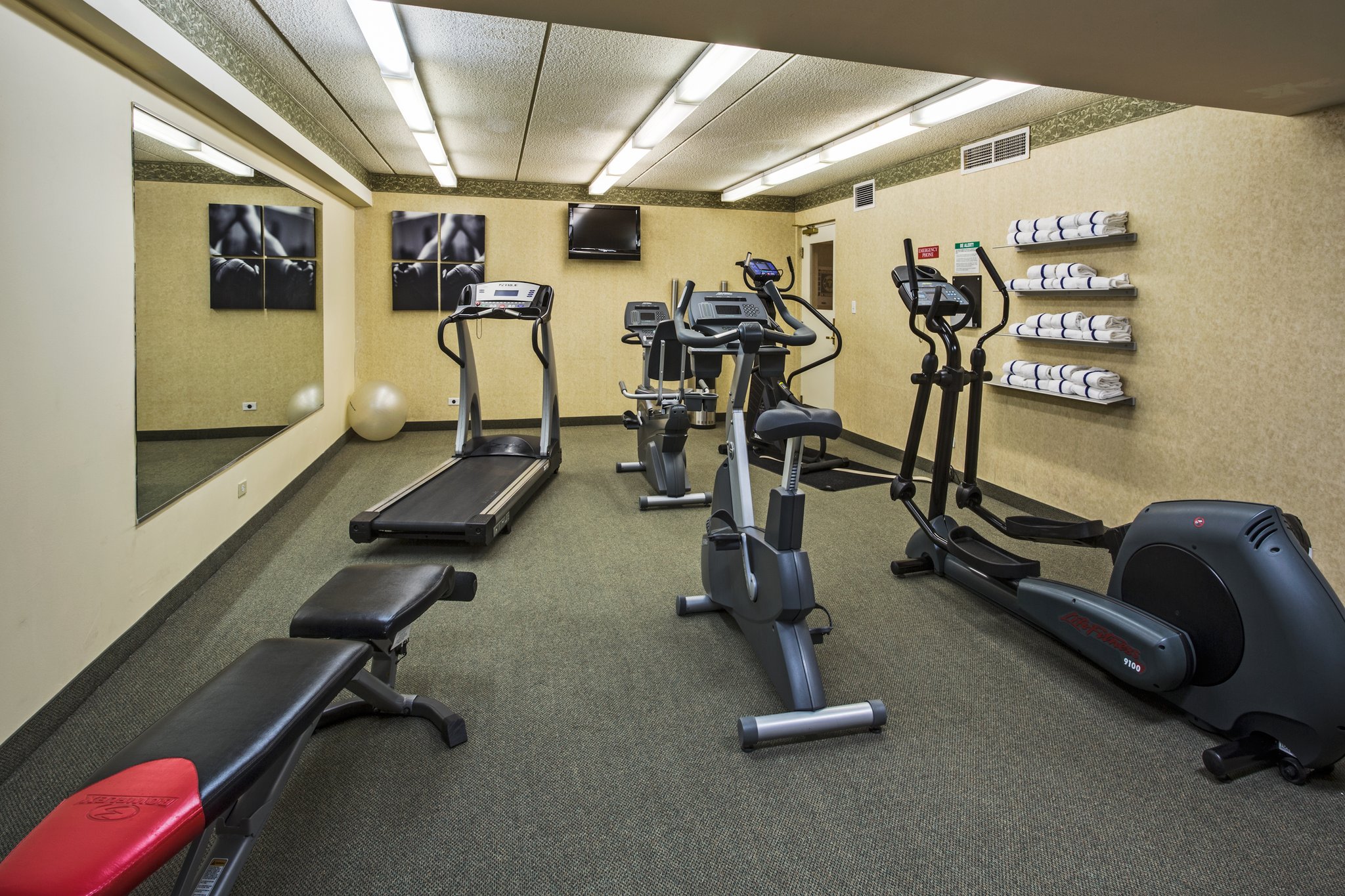 Holiday Inn Express Naperville