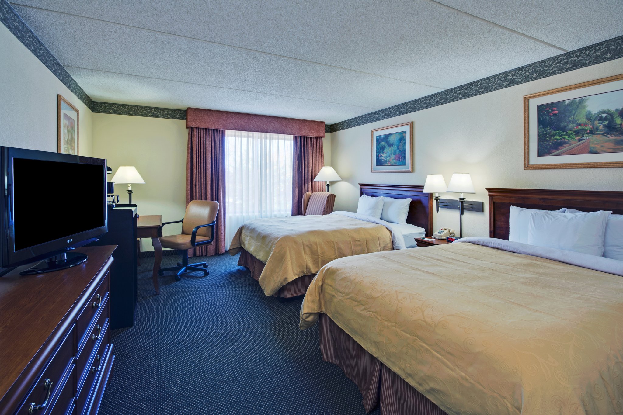 Holiday Inn Express Naperville