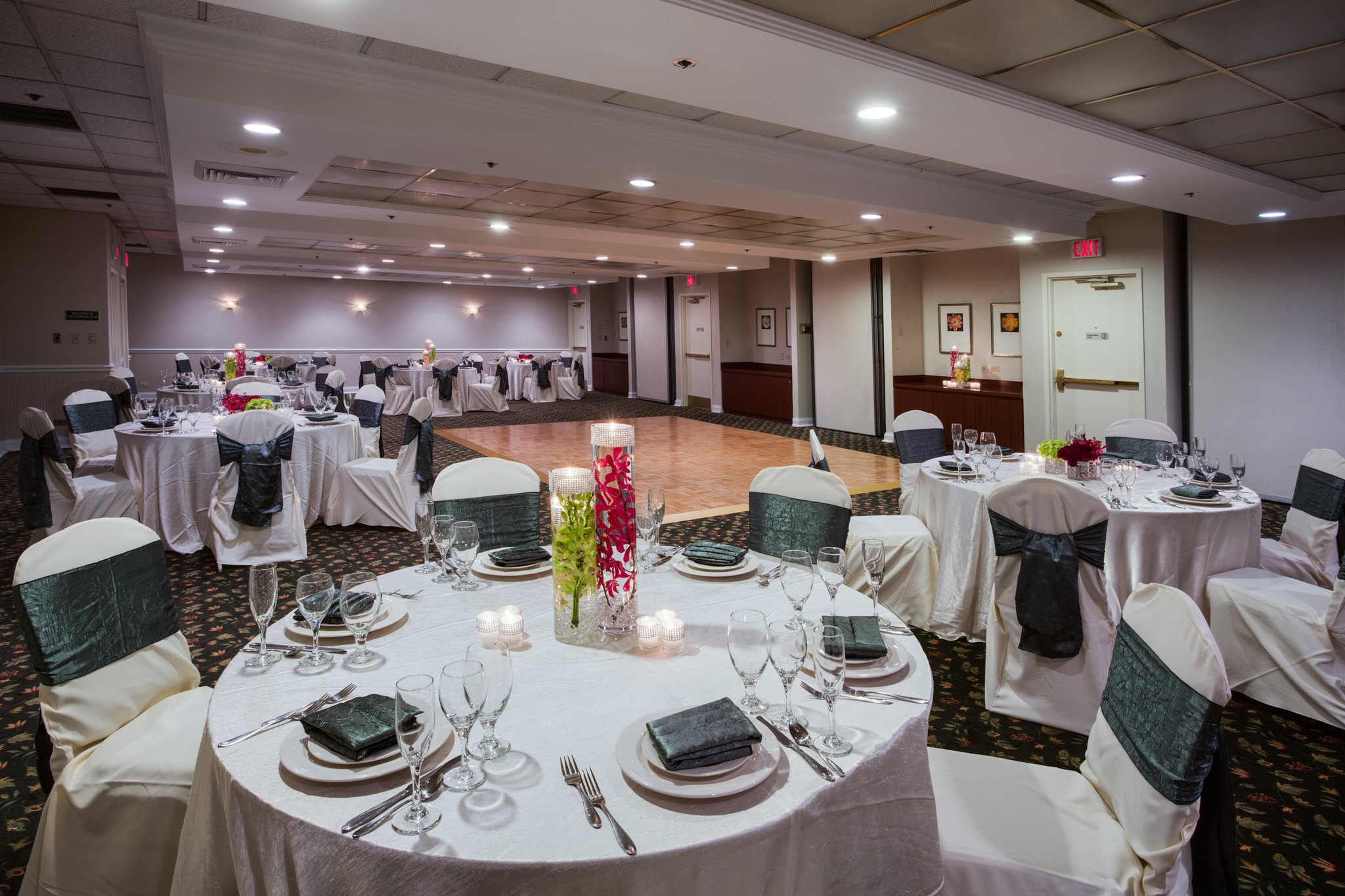 Holiday Inn Express Naperville