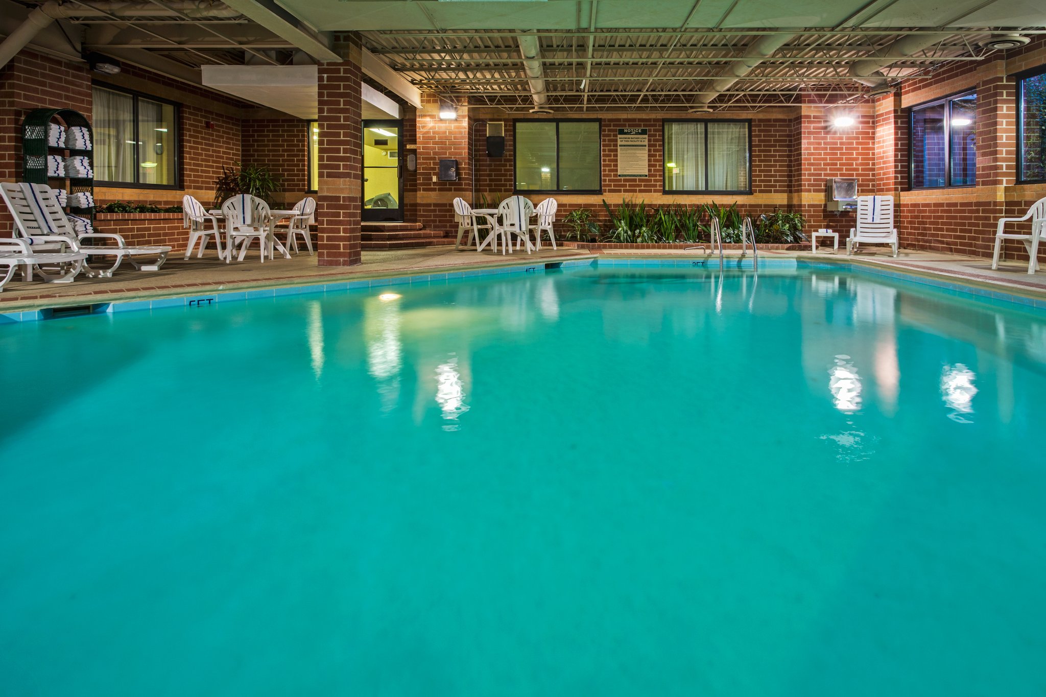 Holiday Inn Express Naperville