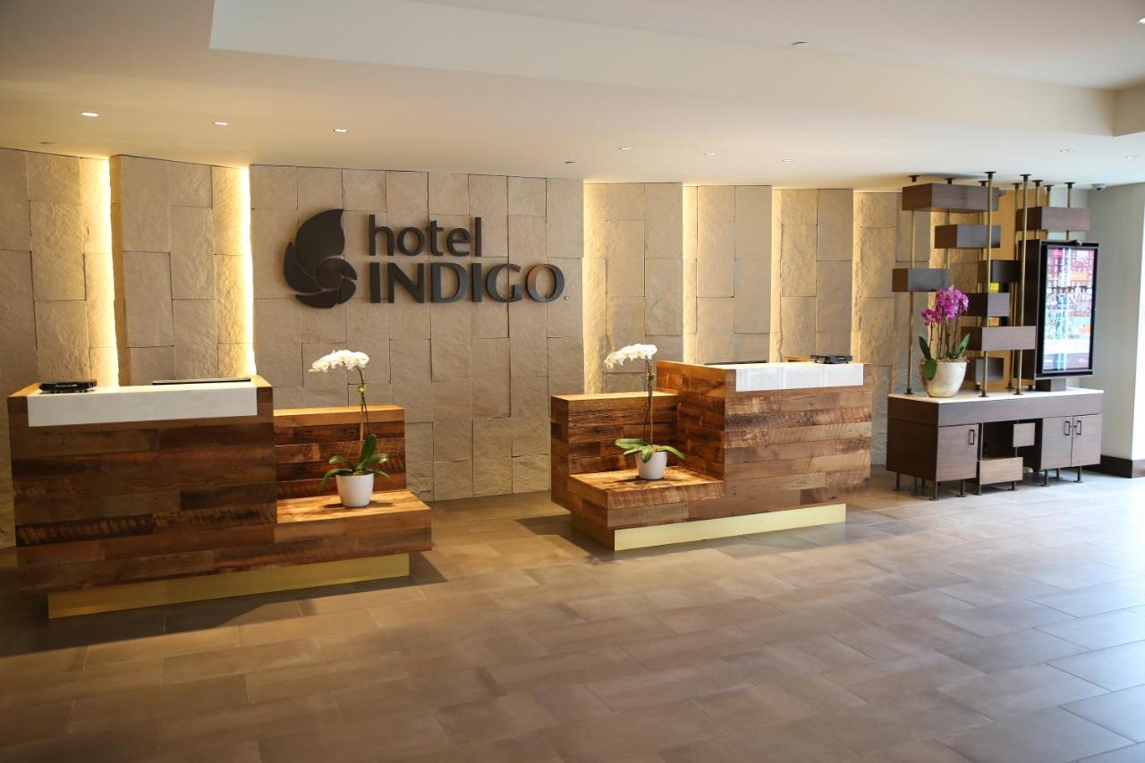 Hotel Indigo Naperville Riverwalk