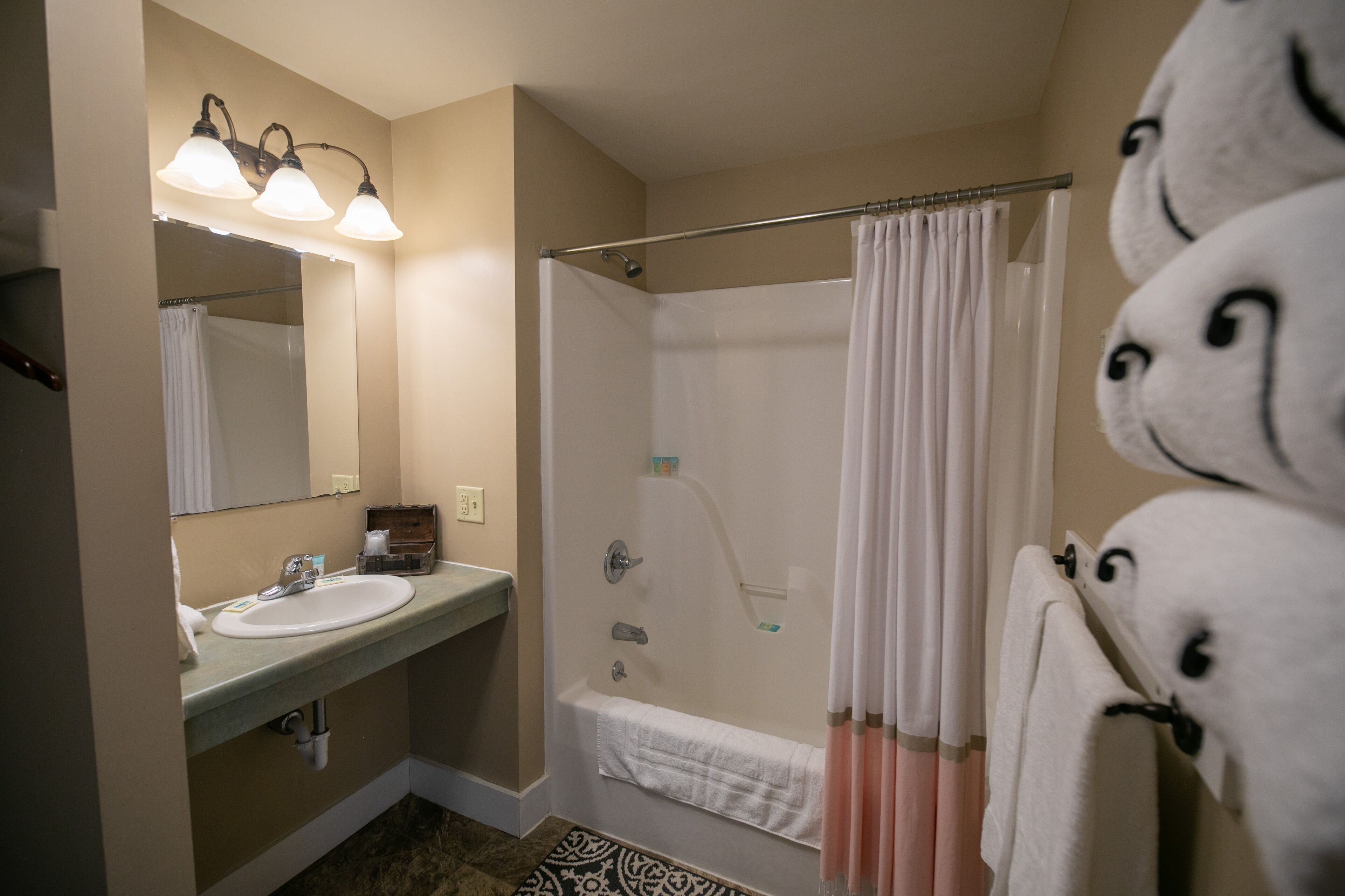 Nauvoo Temple House Hotel
