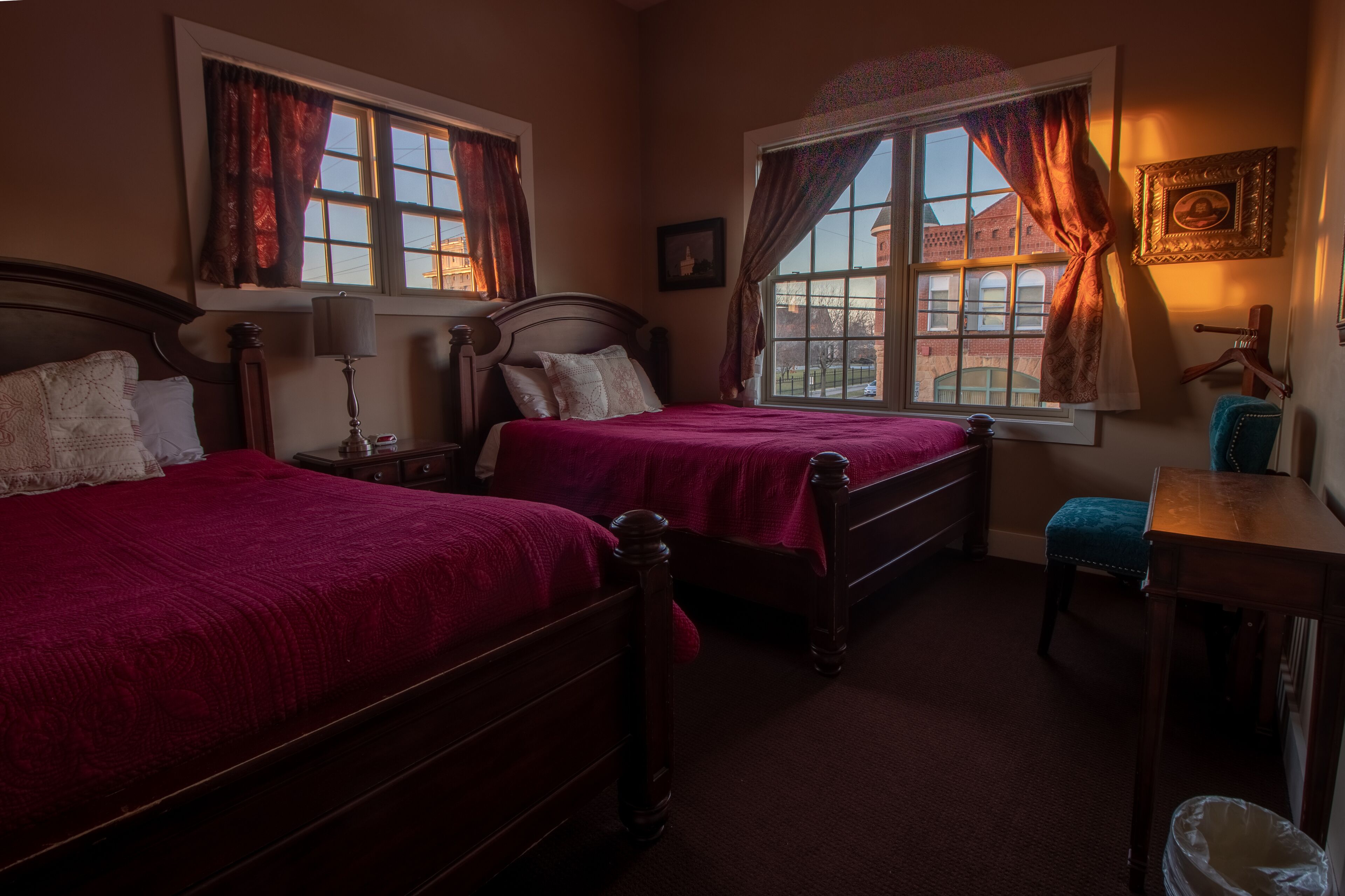 Nauvoo Temple House Hotel