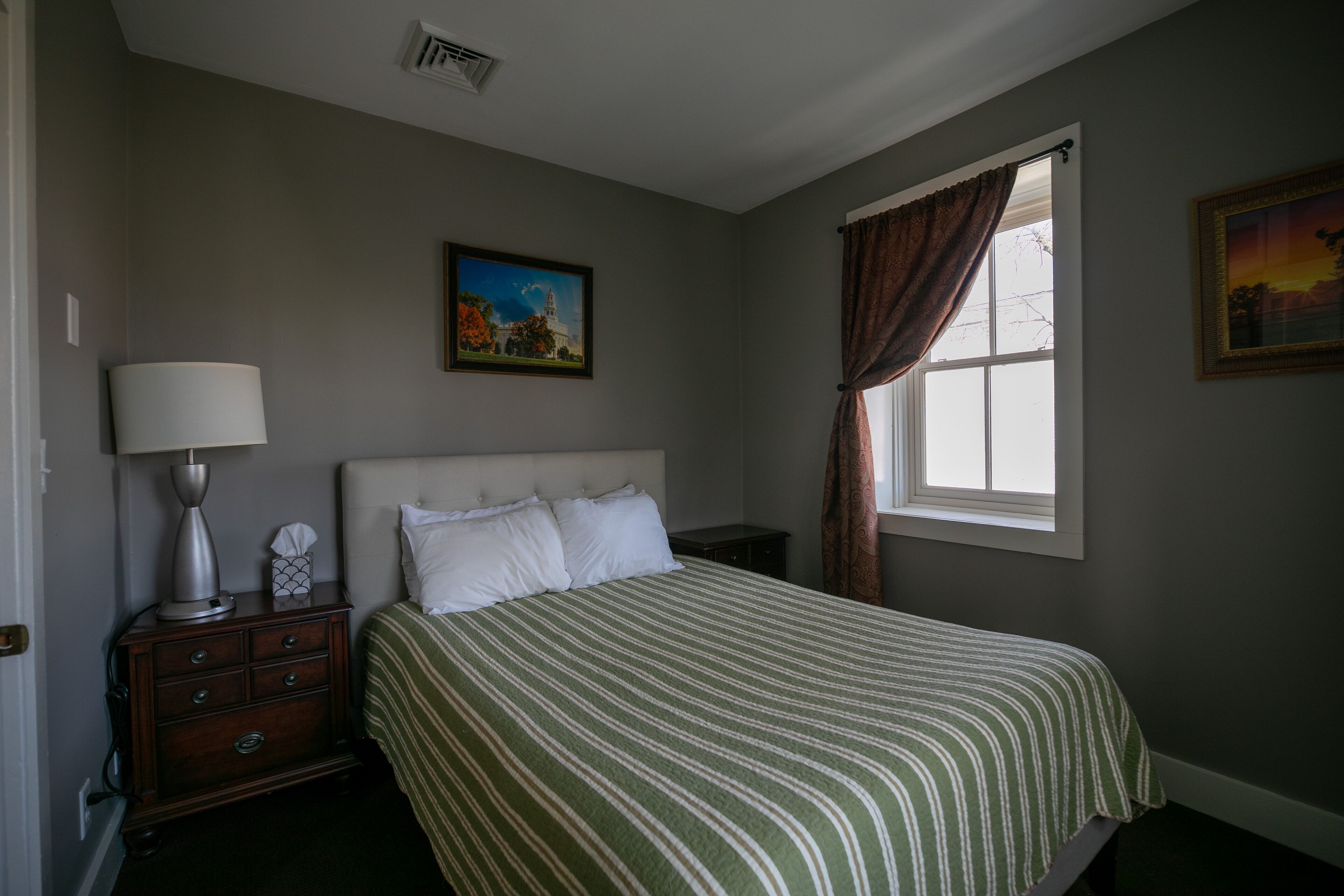 Nauvoo Temple House Hotel