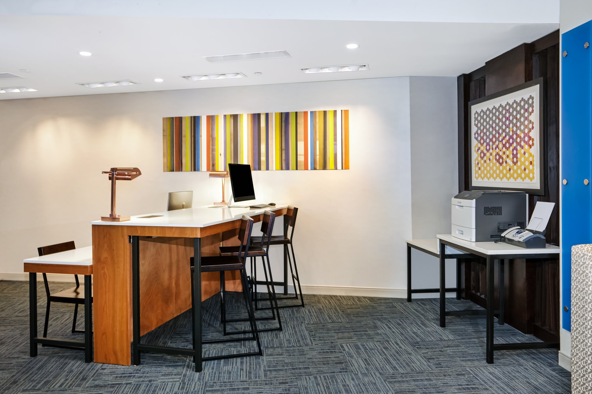 Holiday Inn Express & Suites Chicago North Shore - Niles