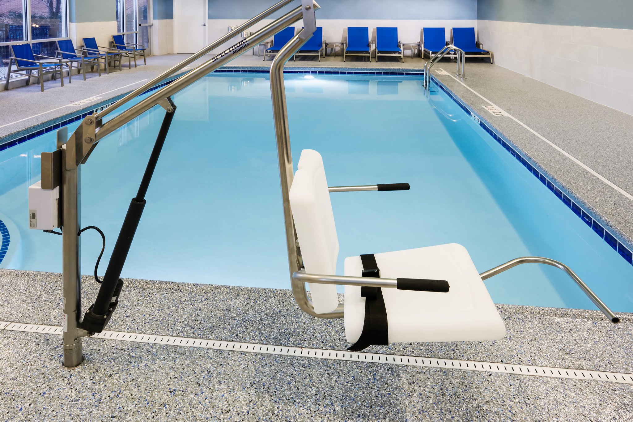 Holiday Inn Express & Suites Chicago North Shore - Niles